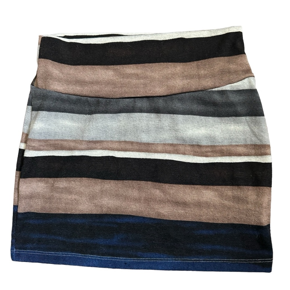Striped mini skirt